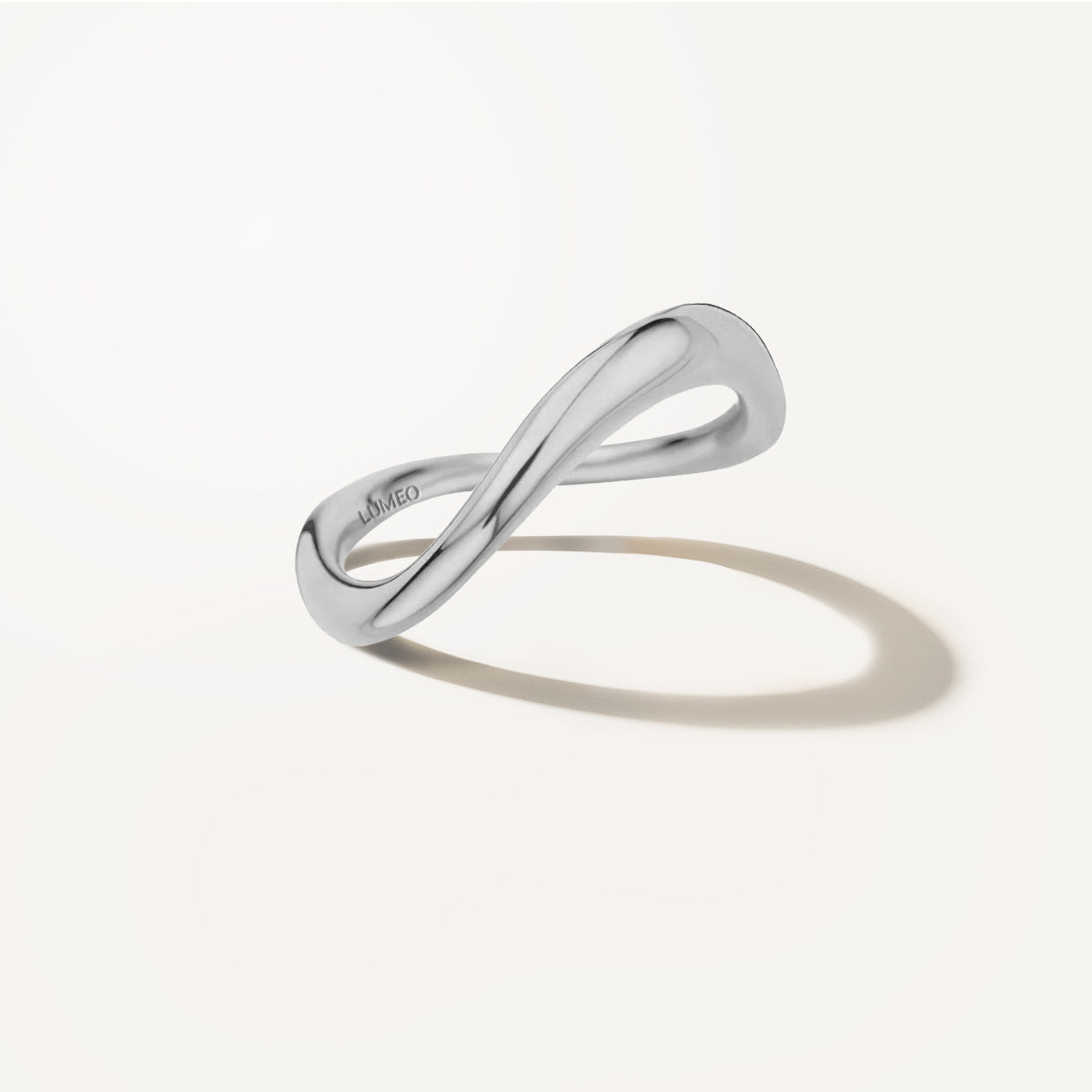LUMEO Zayra Plain Ring Plain in Platinum or White Gold
