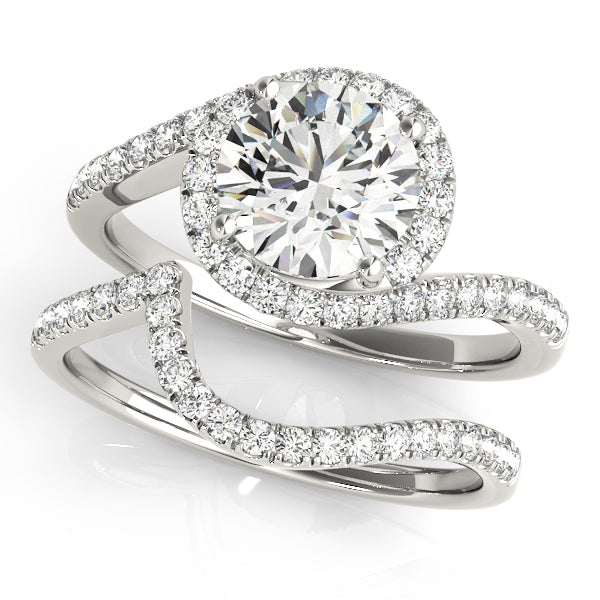 LUMEO Round Halo Diamond Engagement Ring Set in Platinum 
