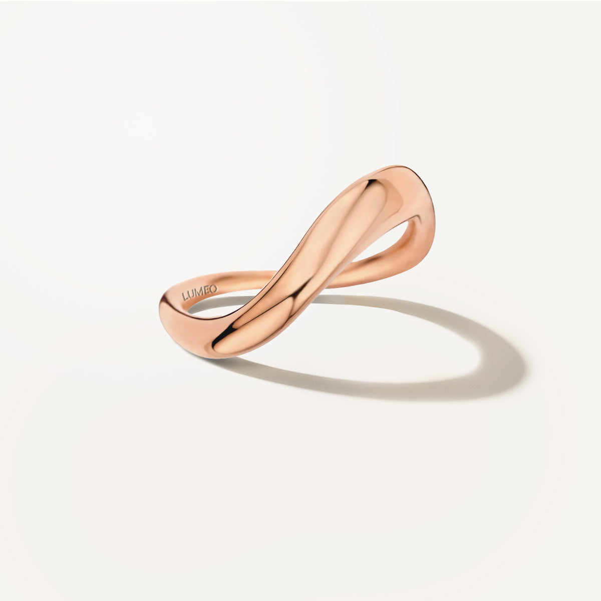 LUMEO Oriane Wave Ring Pain in 18k Solid Rose Gold 