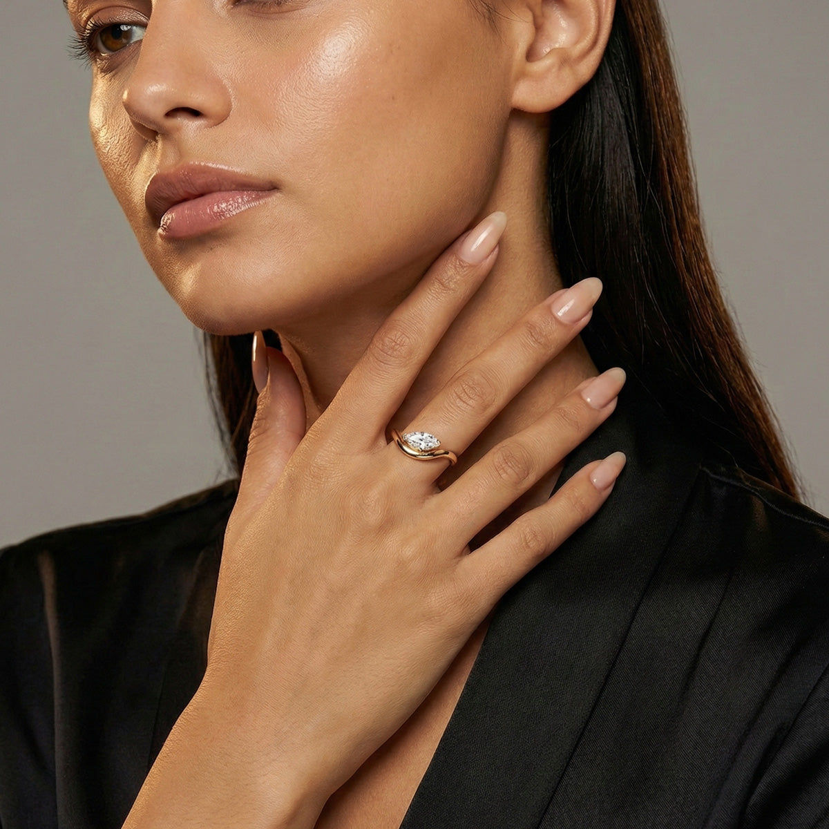LUMEO Marquise diamond ring in 18k solid yellow gold on hand