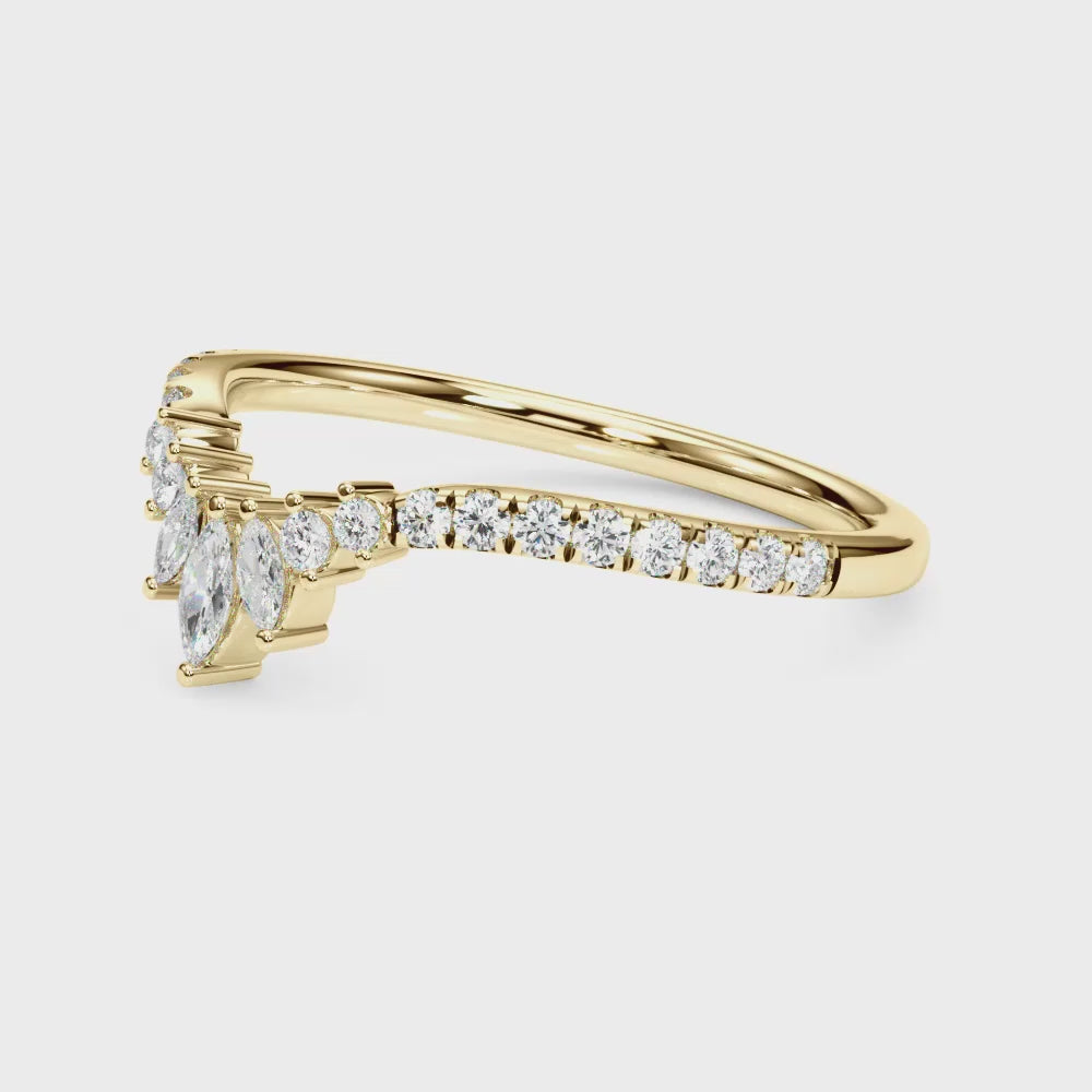 LUMEO Keira Chevron Wedding Band in 18k Solid Yellow Gold video #18k-solid-yellow-gold