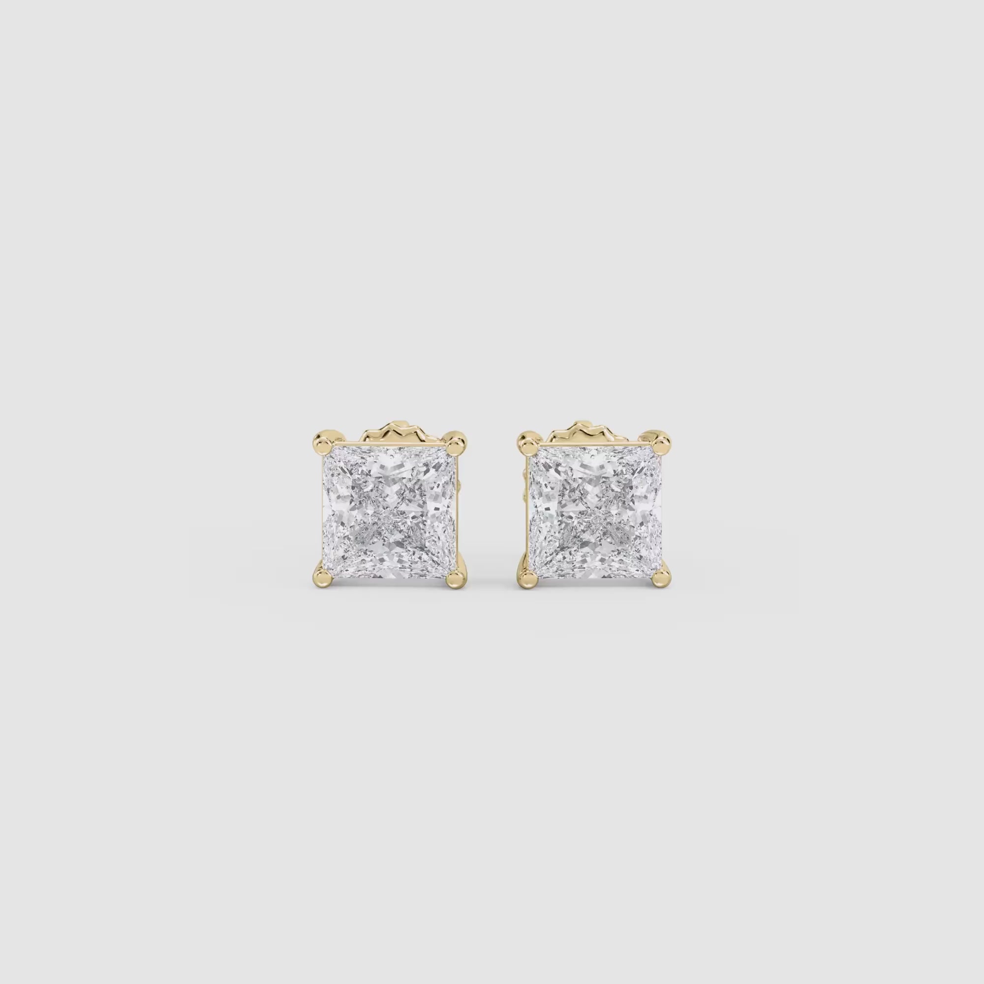 LUMEO Princess Cut Ear Studs Video in 18k Solid Yellow Gold #princess